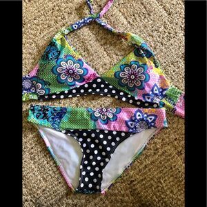 Cute bikini in size large